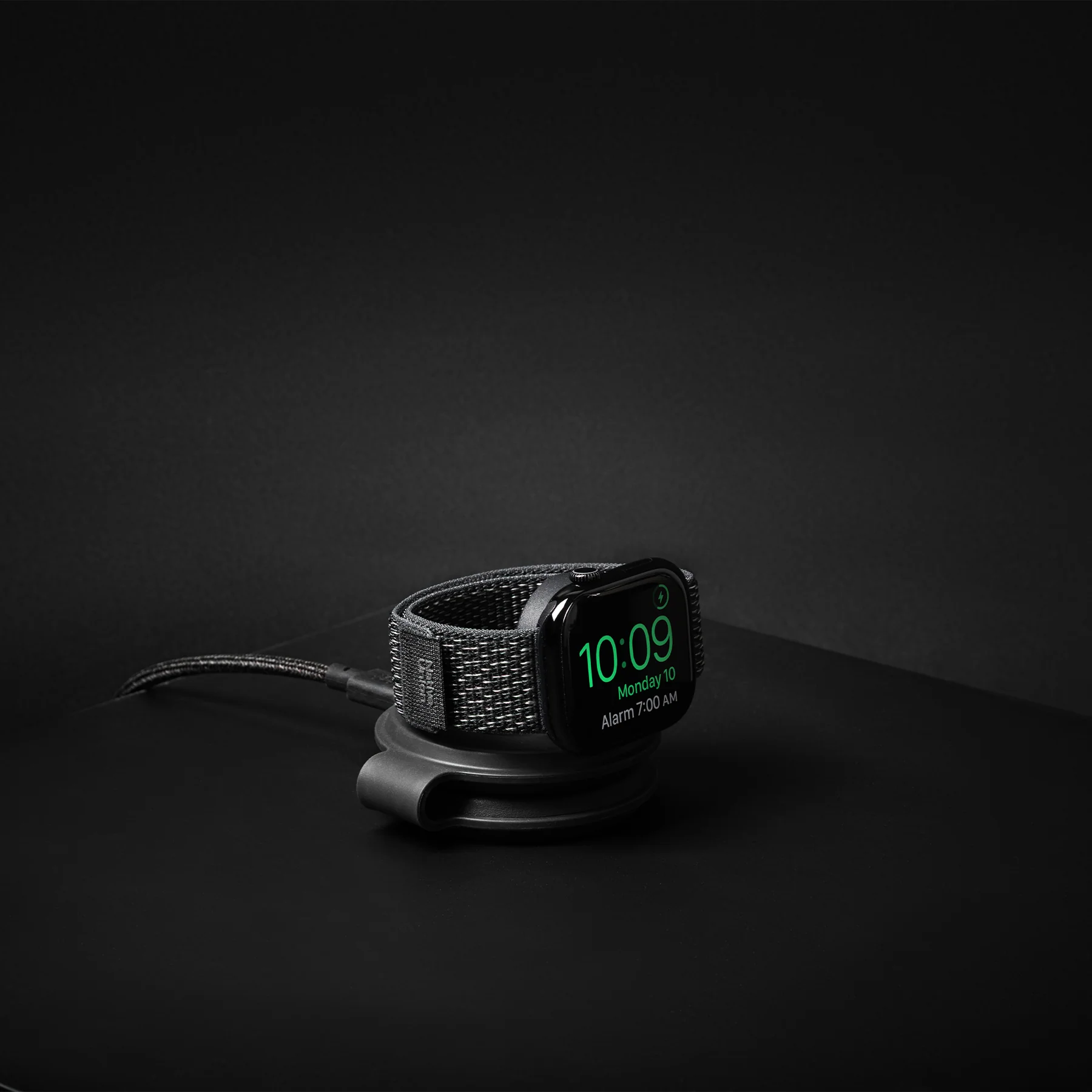 Ремешок Native Union Active Sport Loop Band for Apple Watch 40/41/42mm - Black (ACTLOOP-AW-S-BLK)