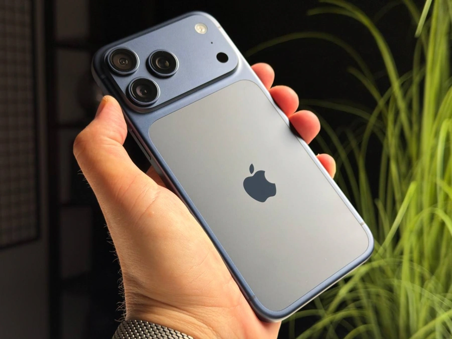 SWAP Apple iPhone 17 Pro Max 2TB eSim Deep Blue (MFXU4, MFYL4) - Состояние: идеальное | Аккумулятор: 100% | Комплектация: iPhone, кабель | Гарантия: 3 мес.