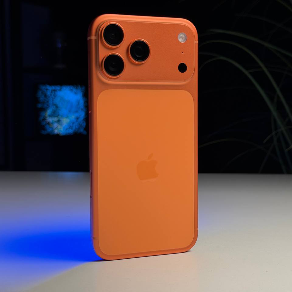 ВИТРИННЫЙ Apple iPhone 17 Pro Max 1TB eSim Cosmic Orange (MFXP4, MFYG4) - Состояние: идеальное | Аккумулятор: 100% | Комплектация: iPhone, кабель | Гарантия: 12 мес.