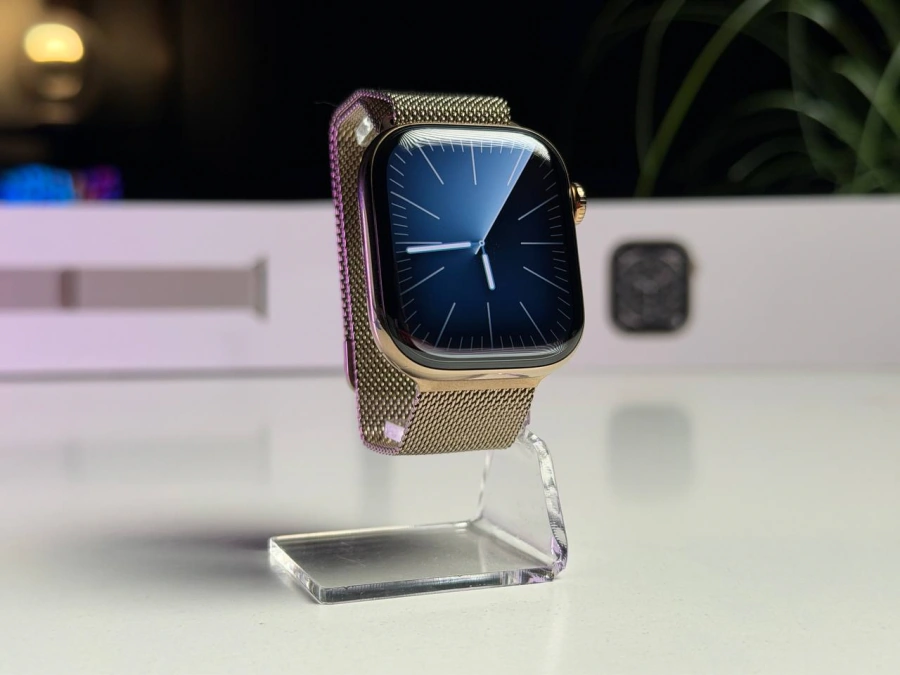 ВИТРИННЫЙ Apple Watch Series 11 GPS + Cellular 42mm Gold Titanium Case with Gold Milanese Loop (MF8Y4) - Состояние: идеальное | Аккумулятор: 100% | Комплектация: полный | Гарантия: 9 мес.