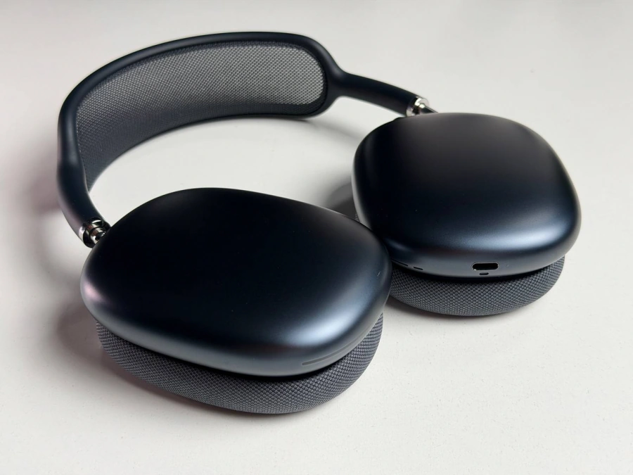 ВИТРИННЫЕ Наушники Apple AirPods Max [USB-C] 2024 - Midnight (MWW43) - Состояние: хороший | Аккумулятор: 100% | Комплектация: полный | Гарантия: 3 мес.