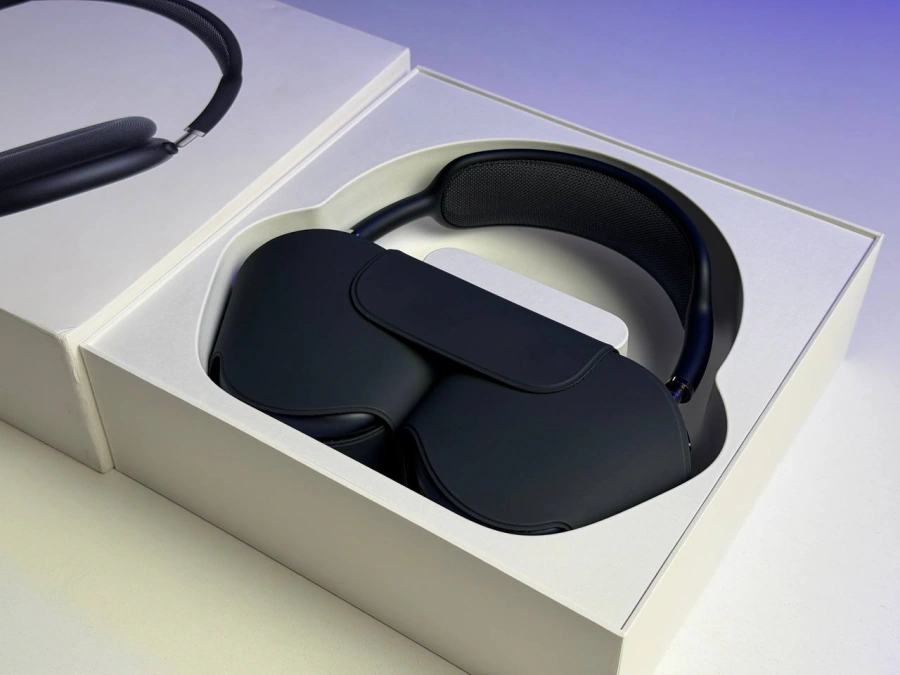 ВИТРИННЫЕ Наушники Apple AirPods Max [USB-C] 2024 - Midnight (MWW43) - Состояние: хороший | Аккумулятор: 100% | Комплектация: полный | Гарантия: 3 мес.