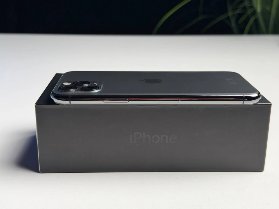 ВЖИВАНИЙ Б/У Apple iPhone 11 Pro 512GB Space Gray (MWCD2) - Стан: гарний | Акумулятор: 100% | Комплектація: iPhone, кабель | Гарантія: 3 міс.
