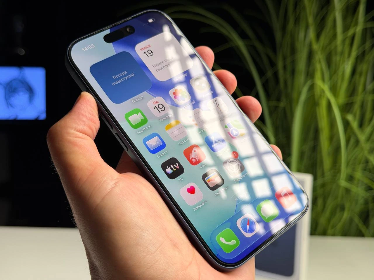 ВЖИВАНИЙ Б/У Apple iPhone 17 Pro 256GB Deep Blue (MG8J4) - Состояние: идеальное | Аккумулятор: 100% | Комплектация: полный | Гарантия: 3 мес.
