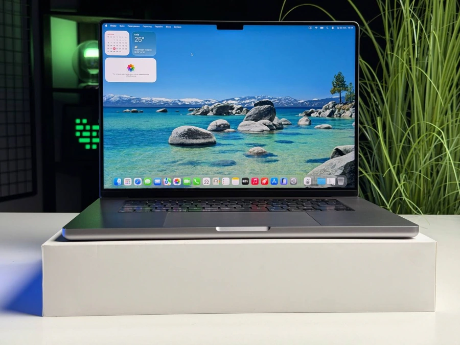 ВЖИВАНИЙ Б/У MacBook Pro 16" Space Gray (Z14W00105) 2021 - US English - Состояние: хороший | Аккумулятор: 87% | Комплектация: полный | Гарантия: 3 мес.