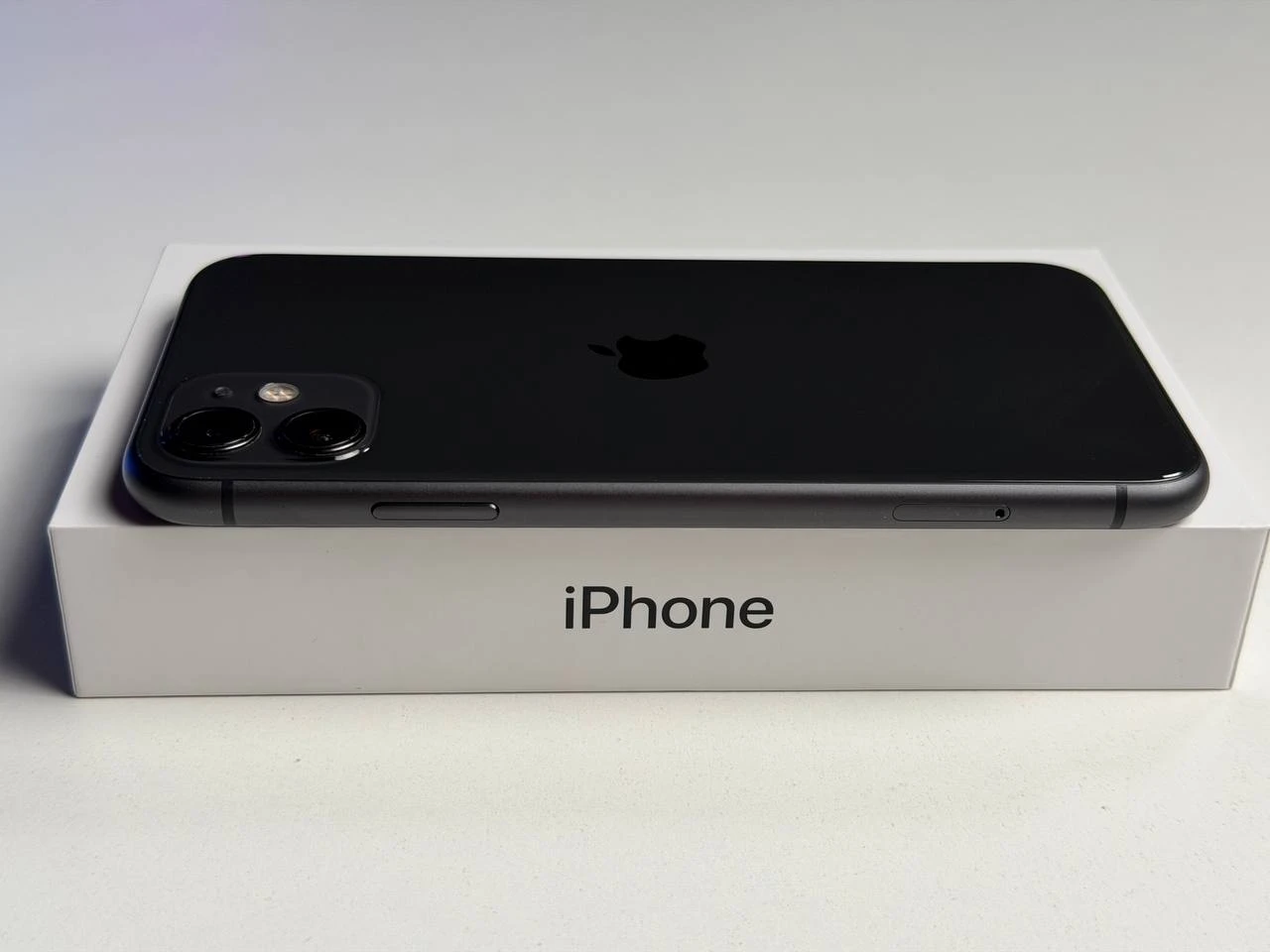 ВЖИВАНИЙ Б/У Apple iPhone 11 128GB Black (MHCX3, MHDH3) - Состояние: хороший | Аккумулятор: 100% | Комплектация: полный | Гарантия: 3 мес.