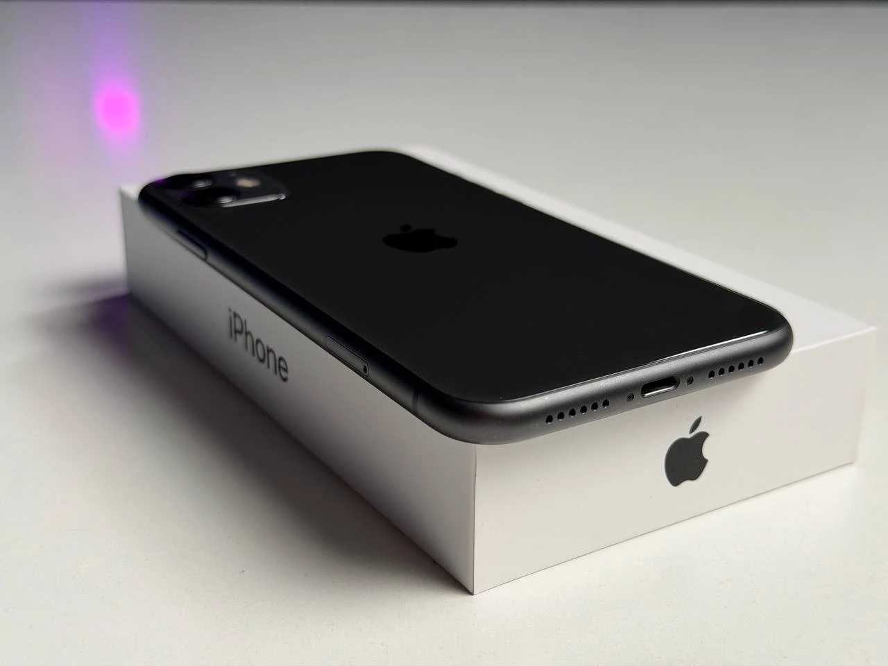 ВЖИВАНИЙ Б/У Apple iPhone 11 128GB Black (MHCX3, MHDH3) - Состояние: хороший | Аккумулятор: 100% | Комплектация: полный | Гарантия: 3 мес.