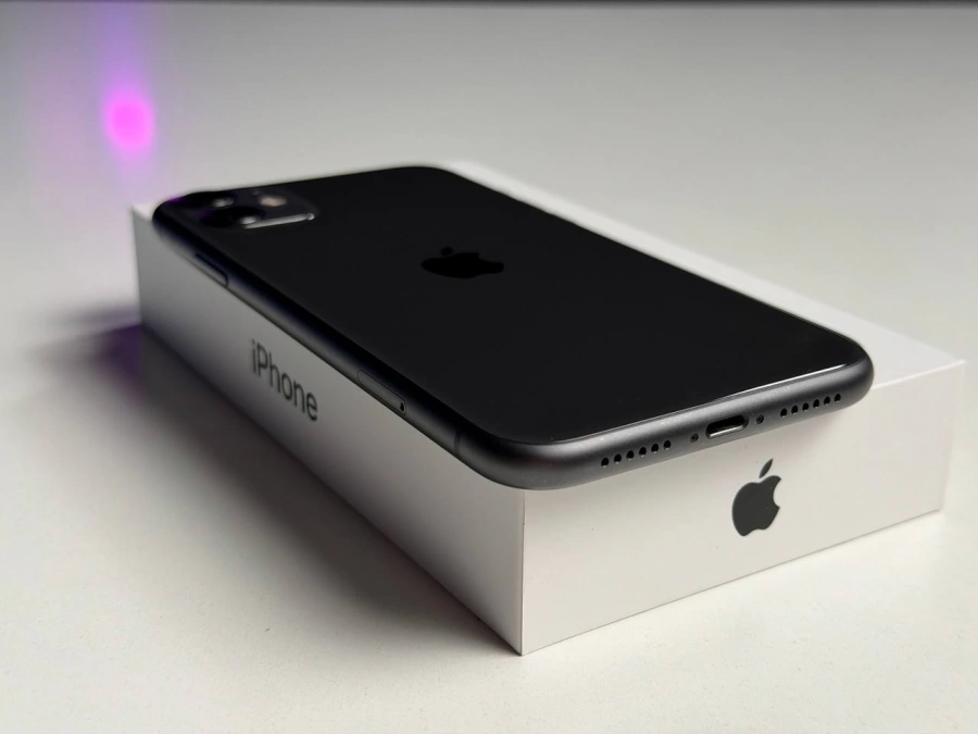 ВЖИВАНИЙ Б/У Apple iPhone 11 128GB Black (MHCX3, MHDH3) - Состояние: хороший | Аккумулятор: 100% | Комплектация: полный | Гарантия: 3 мес.