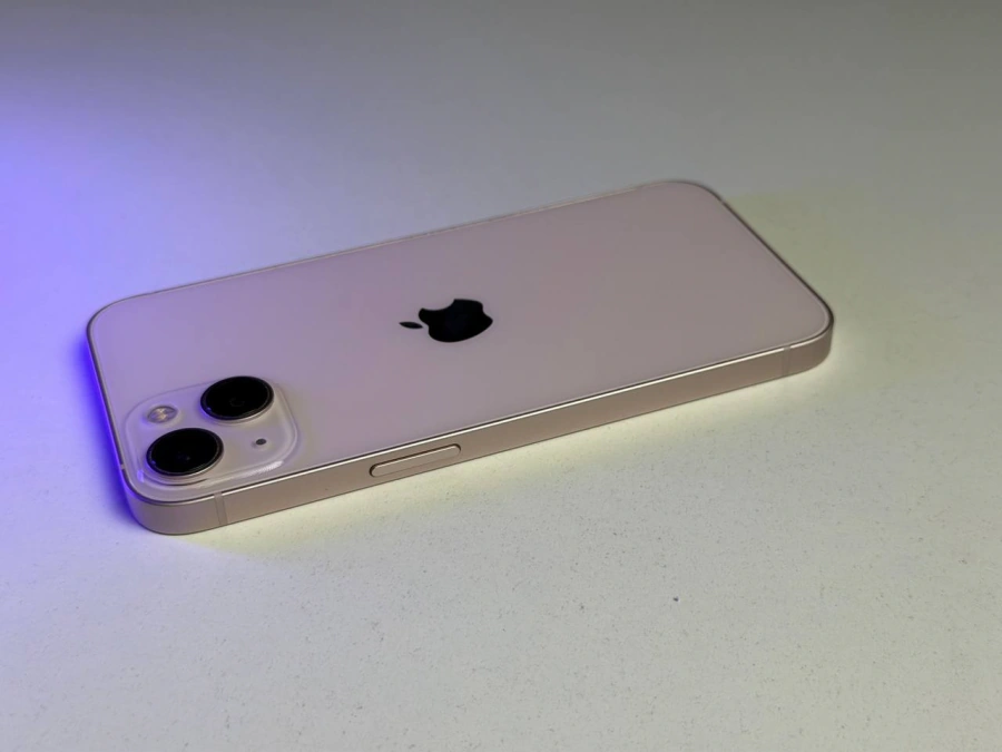 ВЖИВАНИЙ Б/У Apple iPhone 13 128GB Pink (MLMN3, MLPH3) - Состояние: хороший | Аккумулятор: 90% | Комплектация: iPhone, кабель | Гарантия: 3 мес.