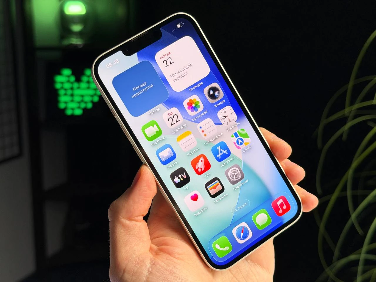 ВЖИВАНИЙ Б/У Apple iPhone 13 128GB Starlight (MLMM3, MLPG3) - Стан: гарний | Акумулятор: 100% | Комплектація: повний | Гарантія: 3 міс.