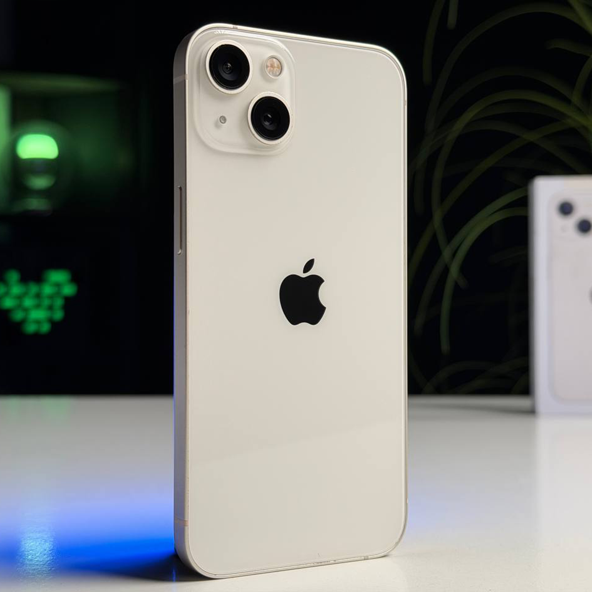 ВЖИВАНИЙ Б/У Apple iPhone 13 128GB Starlight (MLMM3, MLPG3) - Стан: гарний | Акумулятор: 100% | Комплектація: повний | Гарантія: 3 міс.