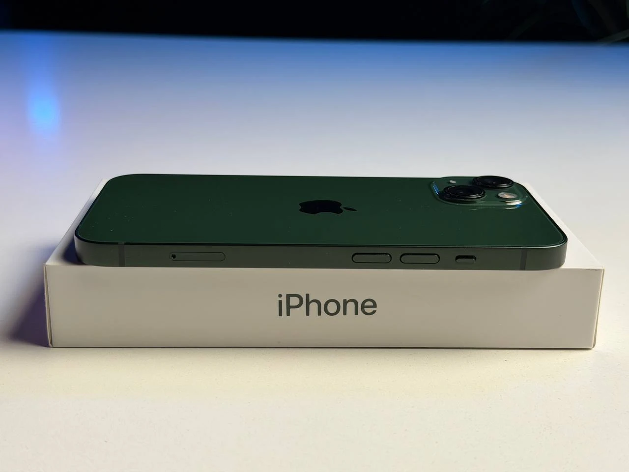 ВЖИВАНИЙ Б/У Apple iPhone 13 256GB Green (MNGE3, MNGL3) - Состояние: хороший | Аккумулятор: 100% | Комплектация: полный | Гарантия: 3 мес.