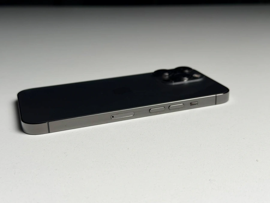 ВЖИВАНИЙ Б/У Apple iPhone 13 Pro 128GB Graphite (MLTP3, MLV93) - Стан: гарний | Акумулятор: 100% | Комплектація: iPhone, кабель | Гарантія: 3 міс.
