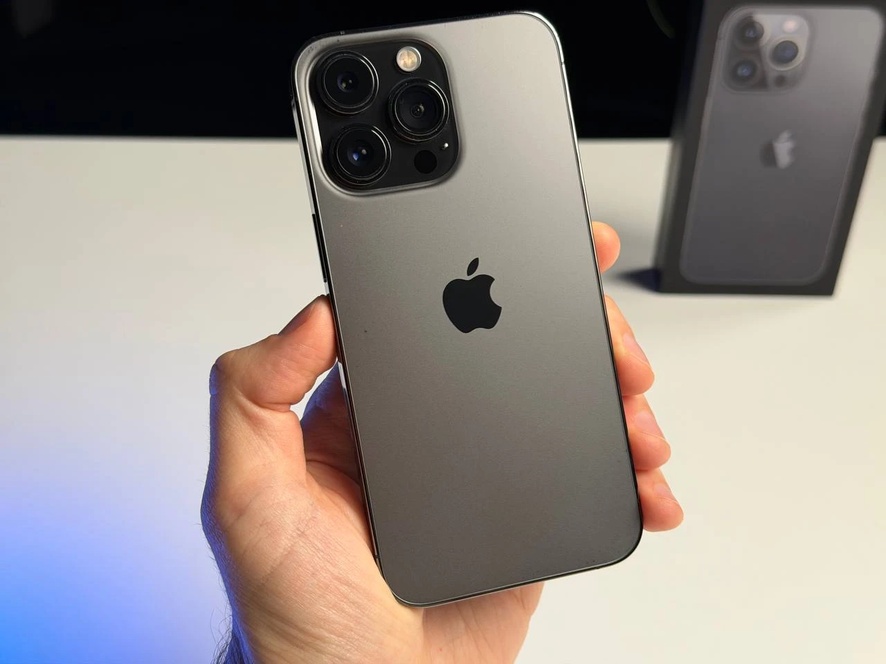 ВЖИВАНИЙ Б/У Apple iPhone 13 Pro 256GB Graphite (MLTW3, MLVE3) - Стан: гарний | Акумулятор: 100% | Комплектація: повний | Гарантія: 3 міс.