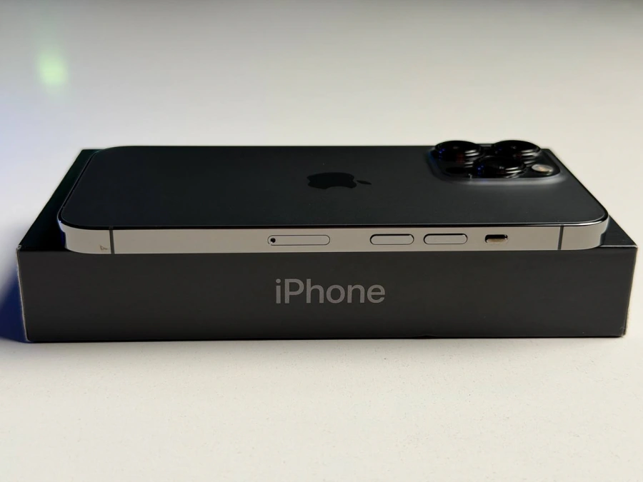 ВЖИВАНИЙ Б/У Apple iPhone 13 Pro 256GB Graphite (MLTW3, MLVE3) - Стан: гарний | Акумулятор: 100% | Комплектація: повний | Гарантія: 3 міс.