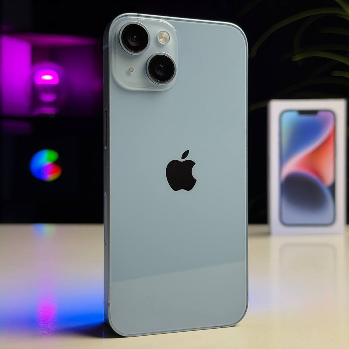 ВЖИВАНИЙ Б/У Apple iPhone 14 256GB Blue eSim (MPWM3) - Состояние: хороший | Аккумулятор: 100% | Комплектация: полный | Гарантия: 3 мес.