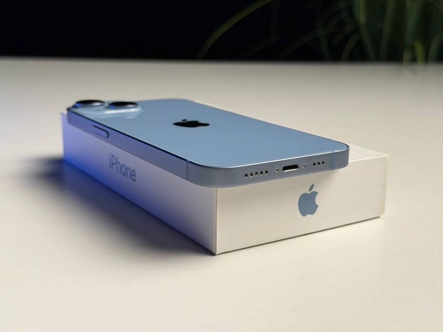ВЖИВАНИЙ Б/У Apple iPhone 14 256GB Blue (MPWP3) - Стан: гарний | Акумулятор: 100% | Комплектація: повний | Гарантія: 3 міс.
