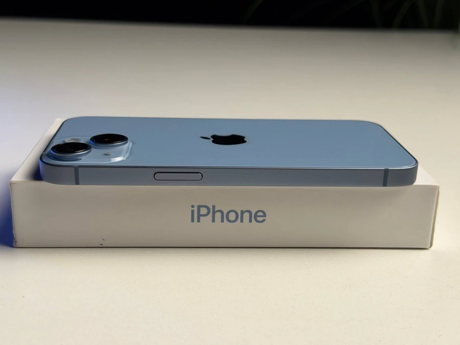 ВЖИВАНИЙ Б/У Apple iPhone 14 256GB Blue (MPWP3) - Стан: гарний | Акумулятор: 100% | Комплектація: повний | Гарантія: 3 міс.