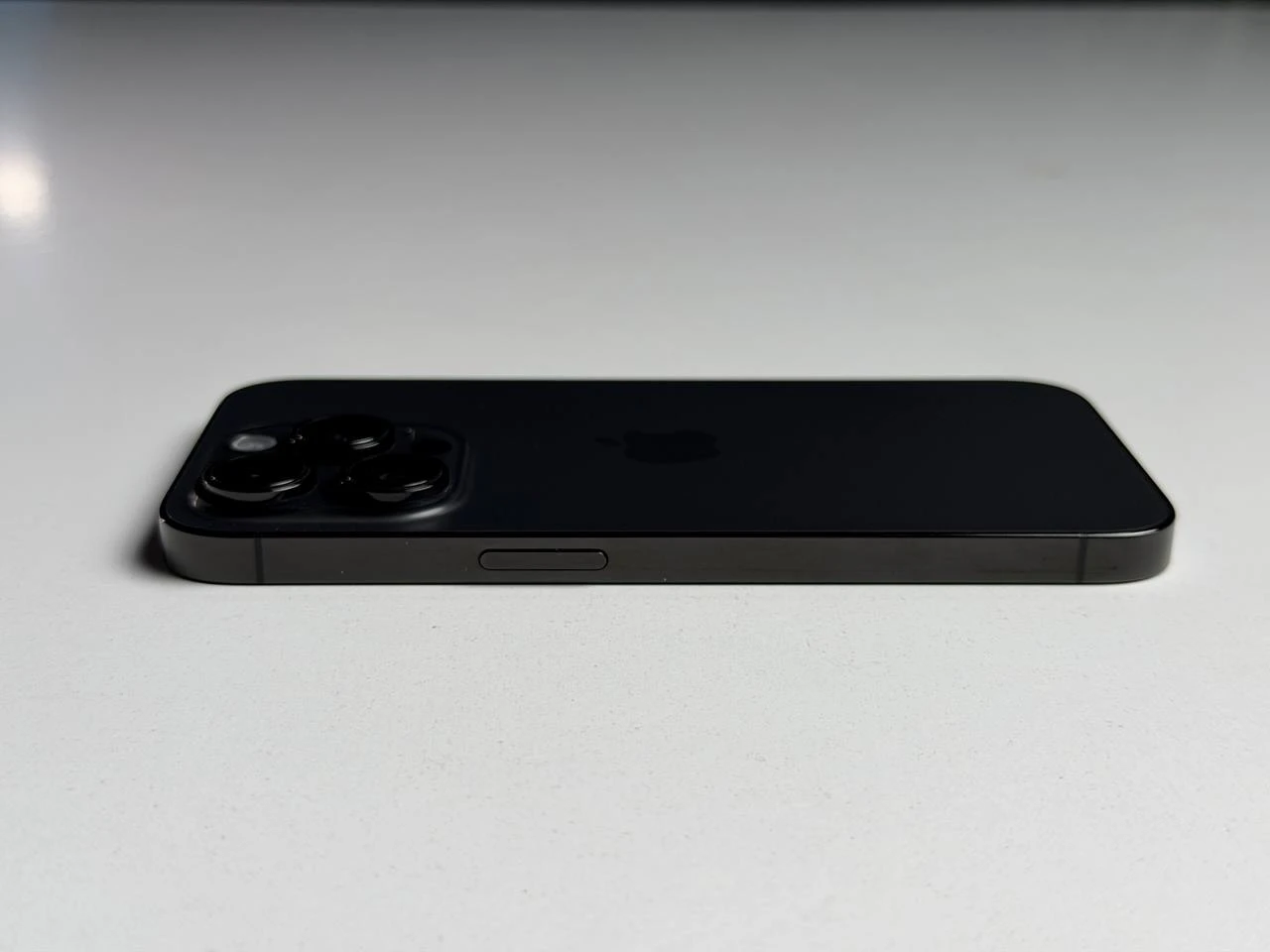 ВЖИВАНИЙ Б/У Apple iPhone 14 Pro 128GB Space Black (MPXV3) - Стан: гарний | Акумулятор: 87% | Комплектація: iPhone, кабель | Гарантія: 3 міс.