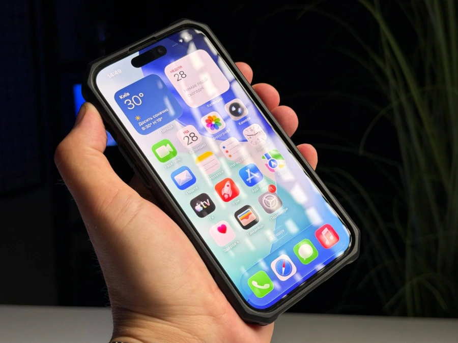ВЖИВАНИЙ Б/У Apple iPhone 15 Pro 128GB Black Titanium (MTUV3) - Состояние: хороший | Аккумулятор: 88% | Комплектация: полный + чехол UAG | Гарантия: 3 мес.