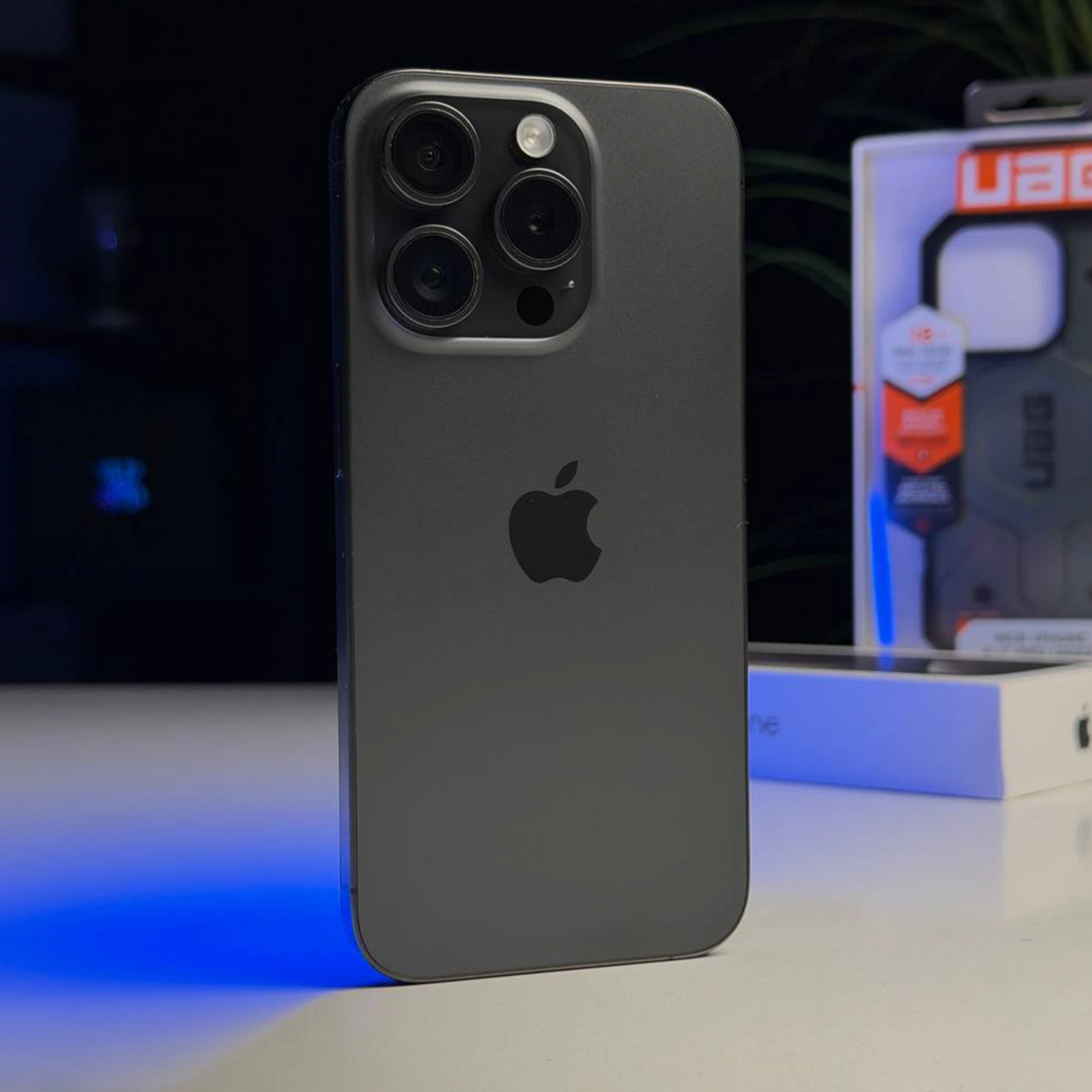 ВЖИВАНИЙ Б/У Apple iPhone 15 Pro 128GB Black Titanium (MTUV3) - Состояние: хороший | Аккумулятор: 88% | Комплектация: полный + чехол UAG | Гарантия: 3 мес.