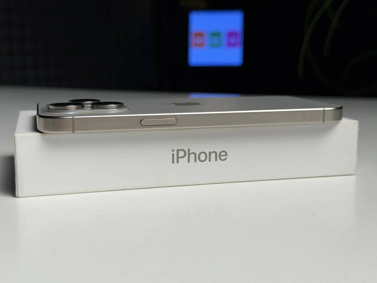 ВЖИВАНИЙ Б/У Apple iPhone 15 Pro Max 512GB Natural Titanium (MU7E3) - Стан: гарний | Акумулятор: 87% | Комплектація: повний | Гарантія: 3 міс.