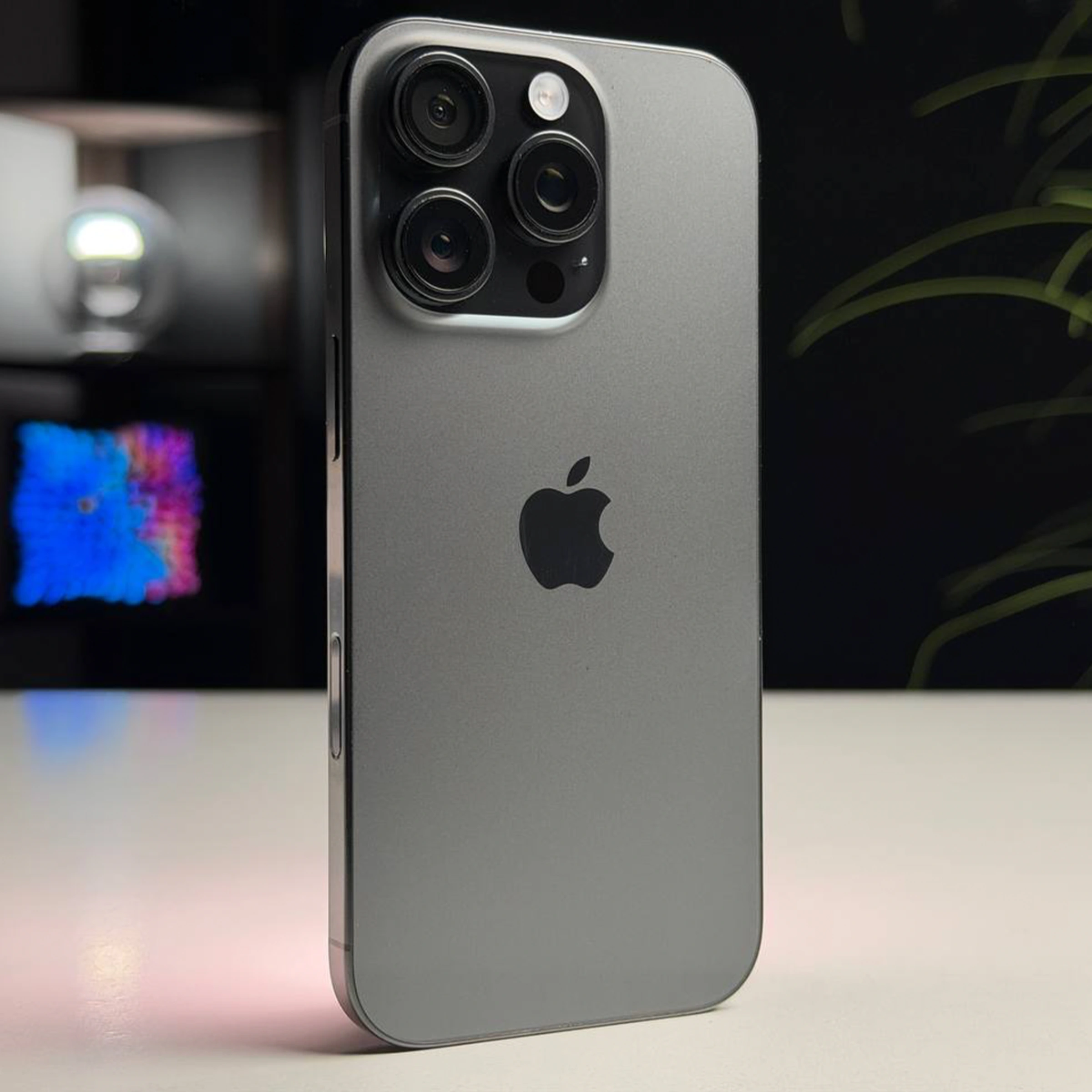 ВЖИВАНИЙ Б/У Apple iPhone 16 Pro 128GB Black Titanium (MYND3) - Стан: гарний | Акумулятор: 96% | Комплектація: повний | Гарантія: 3 міс.