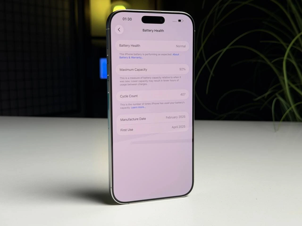 ВЖИВАНИЙ Б/У Apple iPhone 16 Pro Max 512GB White Titanium (MYX13) - Стан: гарний | Акумулятор: 92% | Комплектація: iPhone, кабель | Гарантія: 3 міс.