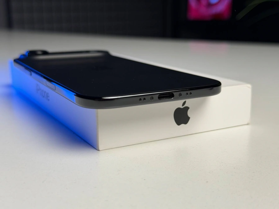 ВЖИВАНИЙ Б/У Apple iPhone Air 256GB Space Black (MG2L4, MG184, MG274) - Состояние: идеальный | Аккумулятор: 100% | Комплектация: полный | Гарантия: 3 мес.