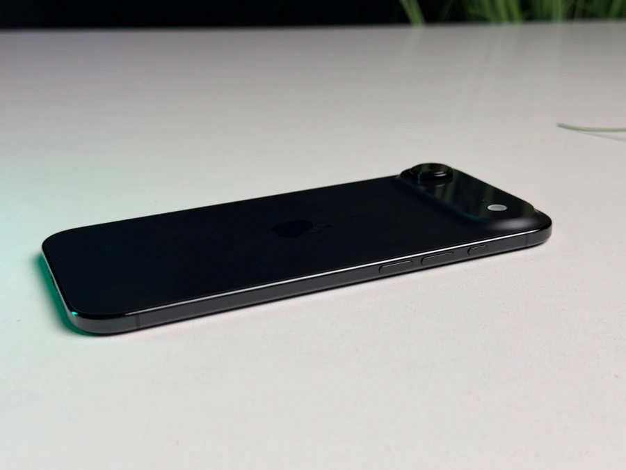 ВИТРИННЫЙ Apple iPhone Air 256GB Space Black (MG2L4, MG184, MG274) - Состояние: идеальный | Аккумулятор: 100% | Комплектация: iPhone, кабель | Гарантия: 3 мес.