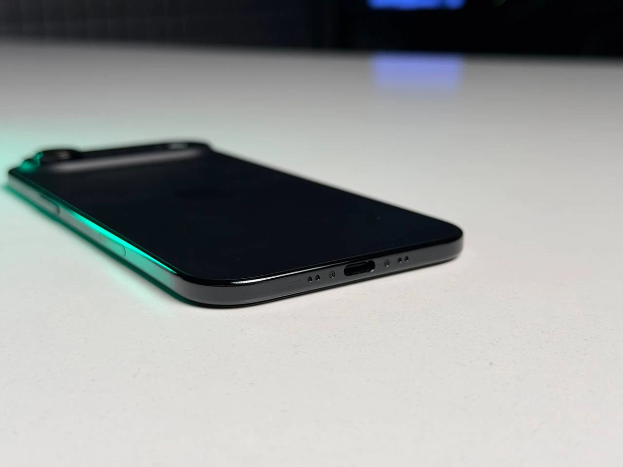 ВИТРИННЫЙ Apple iPhone Air 256GB Space Black (MG2L4, MG184, MG274) - Состояние: идеальный | Аккумулятор: 100% | Комплектация: iPhone, кабель | Гарантия: 3 мес.