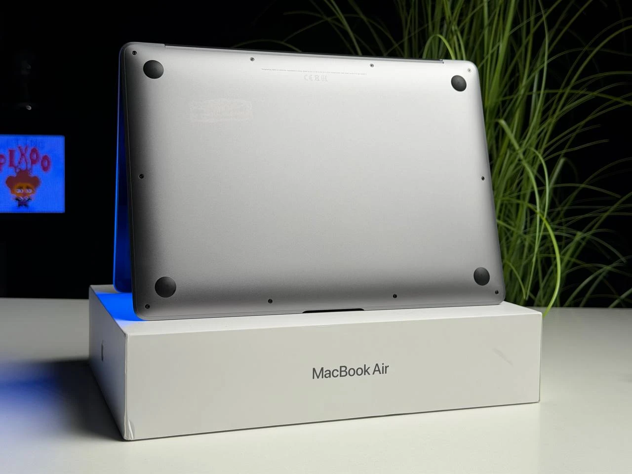 ВЖИВАНИЙ Б/У MacBook Air 13" M1/8CPU/7GPU/8GB/256GB Space Gray 2020 (MGN63) - Стан: гарний | Акумулятор: 86% | Комплектація: повний | Гарантія: 3 міс.