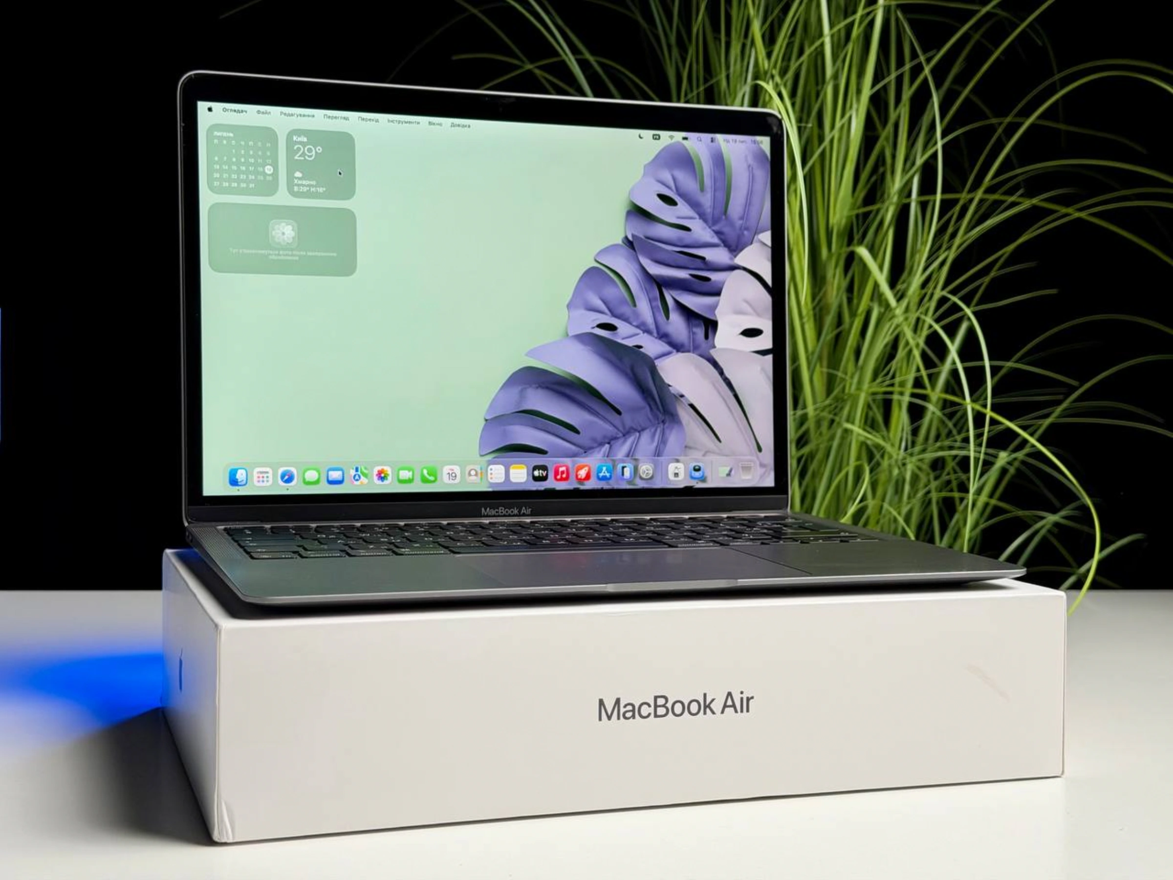 ВЖИВАНИЙ Б/У MacBook Air 13" M1/8CPU/7GPU/8GB/256GB Space Gray 2020 (MGN63) - Стан: гарний | Акумулятор: 86% | Комплектація: повний | Гарантія: 3 міс.