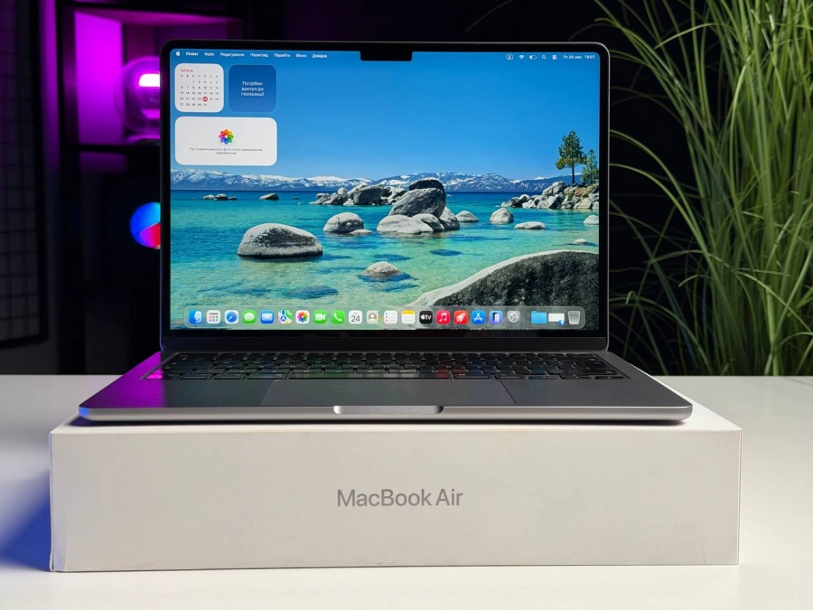 ВЖИВАНИЙ Б/У MacBook Air 13" M3/8CPU/10GPU/16GB/256GB Space Gray 2024 (Z1B60016J) - Стан: гарний | Акумулятор: 88% | Комплектація: повний | Гарантія: 3 міс.