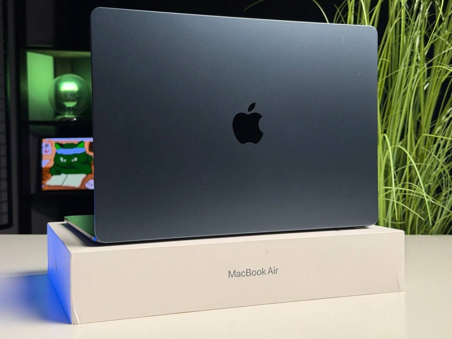 ВЖИВАНИЙ Б/У MacBook Air 15" M3/8CPU/10GPU/16GB/512GB Midnight 2024 (MXD43) - Состояние: хороший | Аккумулятор: 100% | Комплектация: полный | Гарантия: 3 мес.