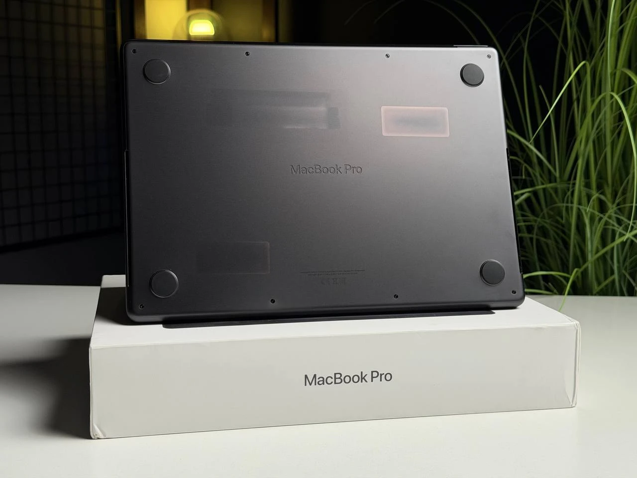ВЖИВАНИЙ Б/У MacBook Pro 14" M3 Pro/11CPU/14GPU/18GB/512GB Space Black 2023 (MRX33) - Стан: гарний | Акумулятор: 100% | Комплектація: повний | Гарантія: 3 міс.