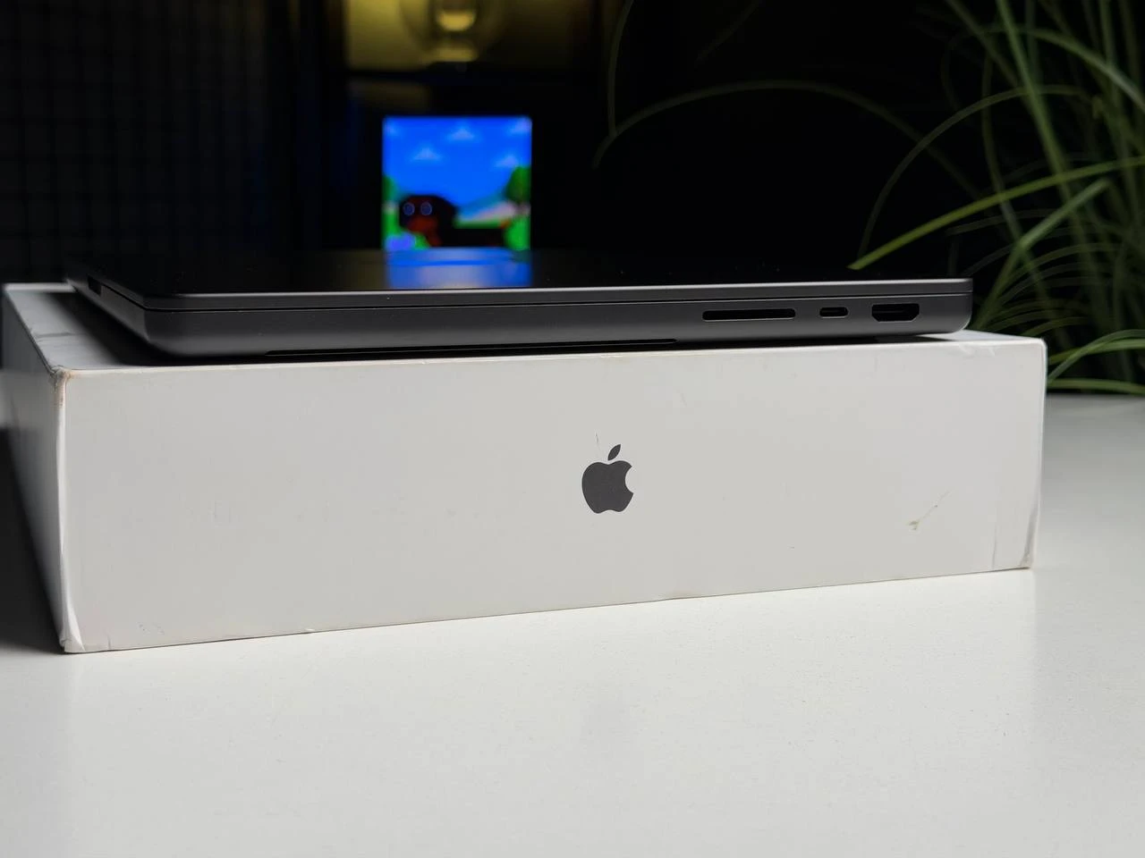 ВЖИВАНИЙ Б/У MacBook Pro 14" M3 Pro/11CPU/14GPU/18GB/512GB Space Black 2023 (MRX33) - Стан: гарний | Акумулятор: 100% | Комплектація: повний | Гарантія: 3 міс.