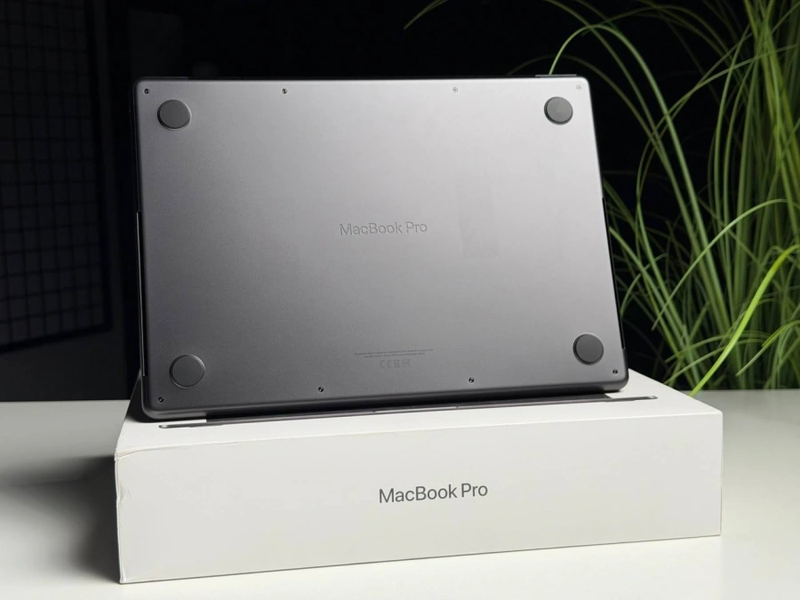 ВЖИВАНИЙ Б/У MacBook Pro 14" M3 Pro/11CPU/14GPU/18GB/512GB Space Black 2023 (MRX33) - Стан: гарний | Акумулятор: 92% | Комплектація: повний | Гарантія: 3 міс.