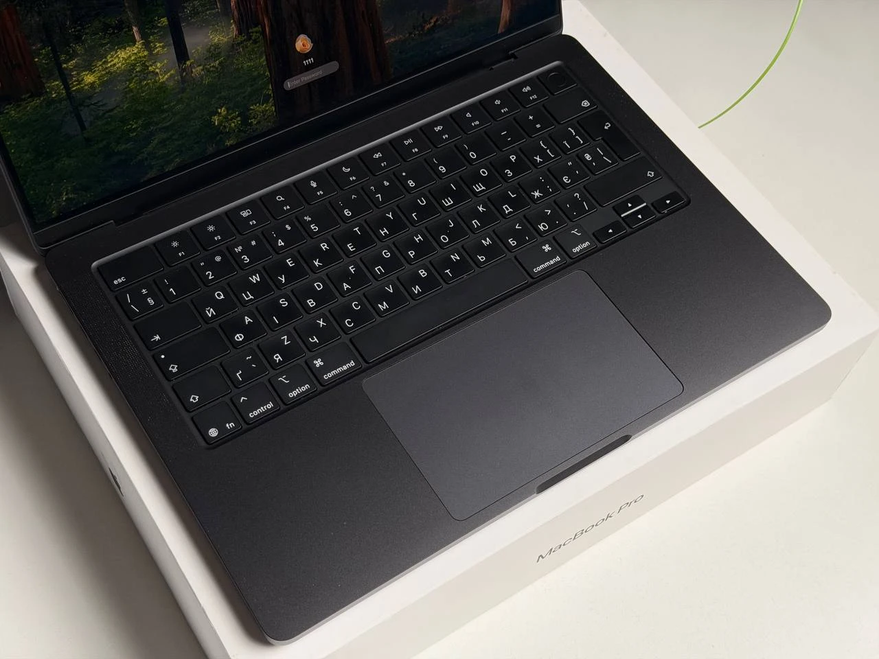 ВЖИВАНИЙ Б/У MacBook Pro 14" M3 Pro/11CPU/14GPU/18GB/512GB Space Black 2023 (MRX33) - Стан: гарний | Акумулятор: 92% | Комплектація: повний | Гарантія: 3 міс.