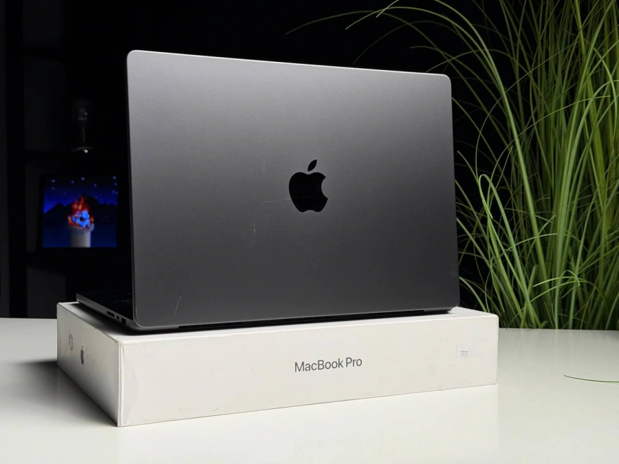 ВЖИВАНИЙ Б/У MacBook Pro 14" M3 Pro/11CPU/14GPU/18GB/512GB Space Black 2023 (MRX33) - Стан: гарний | Акумулятор: 97% | Комплектація: повний | Гарантія: 3 міс.