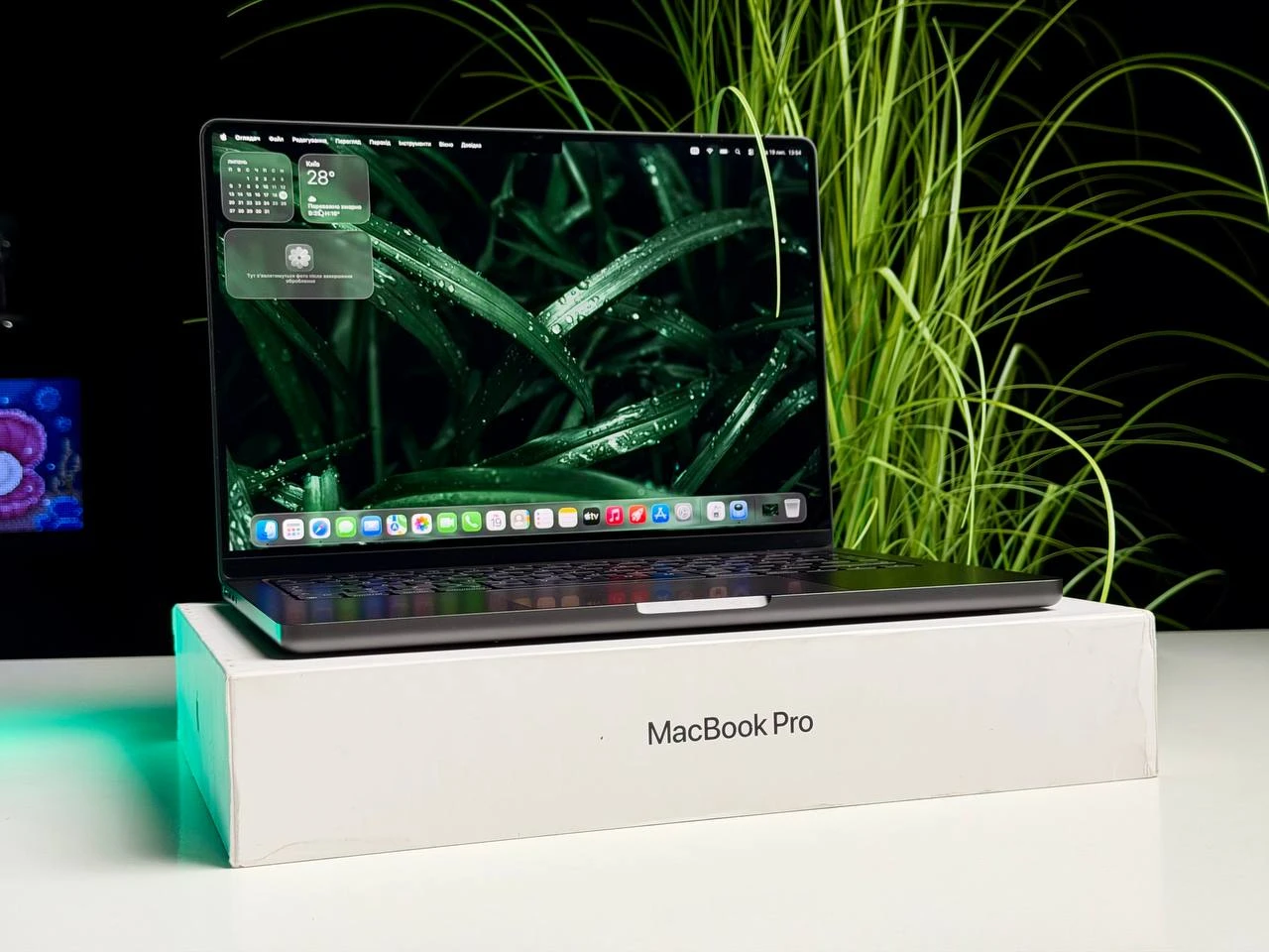 ВЖИВАНИЙ Б/У MacBook Pro 14" M3 Pro/11CPU/14GPU/18GB/512GB Space Black 2023 (MRX33) - Стан: гарний | Акумулятор: 97% | Комплектація: повний | Гарантія: 3 міс.
