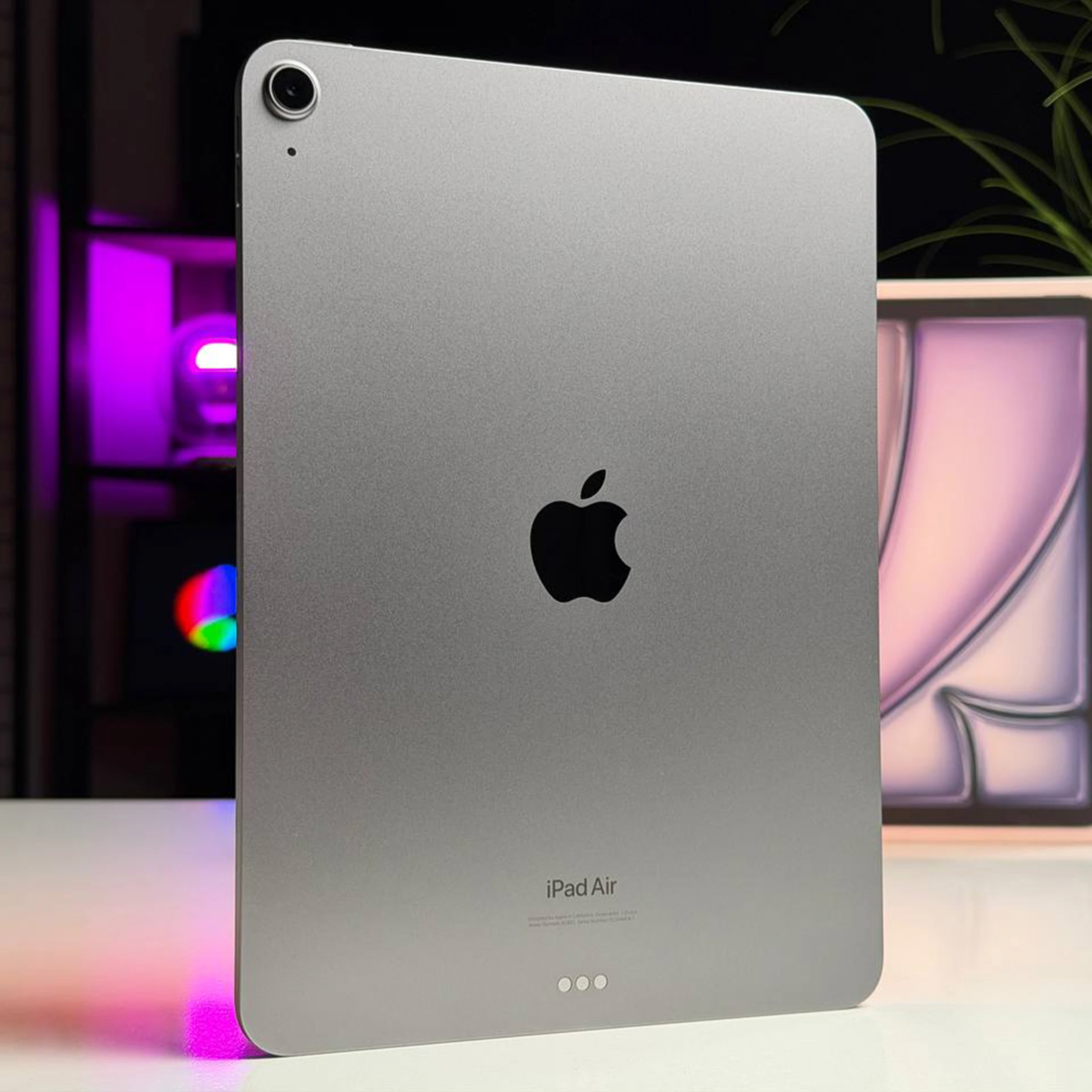 ВЖИВАНИЙ Б/У Планшет Apple iPad Air 11'' M2 2024 Wi-Fi 256GB Space Gray (MUWG3) - Состояние: хороший | Аккумулятор: 93% | Комплектация: полный | Гарантия: 3 мес.