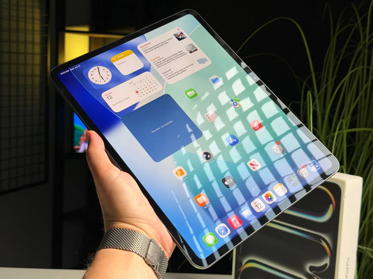 ВІТРИННИЙ Планшет Apple iPad Pro 13" M5 2025 Wi-Fi 256GB with Standard glass - Space Black (MDYJ4) - Стан: ідеальний | Акумулятор: 100% | Комплектація: iPad, кабель | Гарантія: 3 міс.