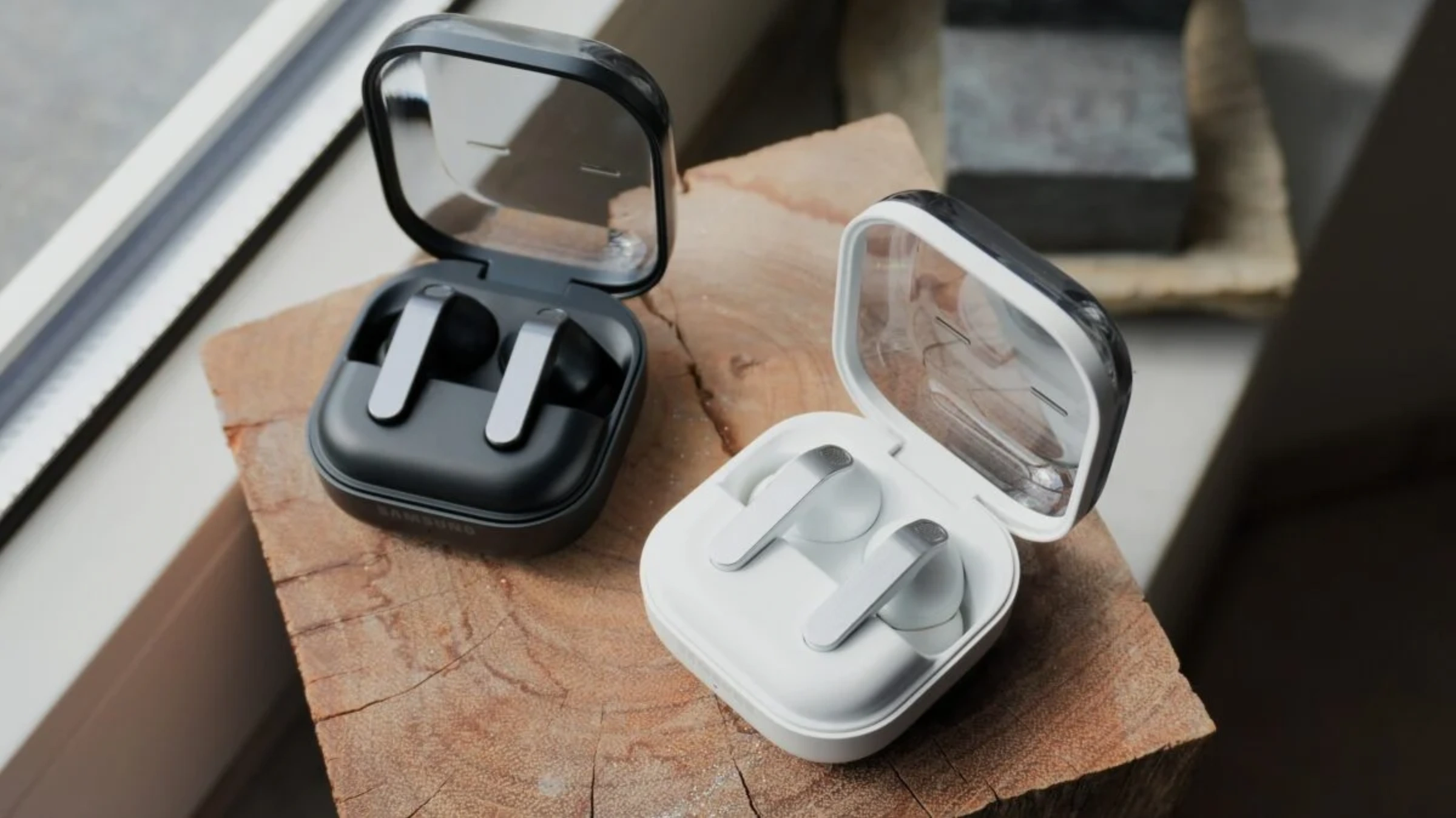 Galaxy Buds 4 Pro: навушники Samsung здобули престижну премію EISA за виняткову якість звуку