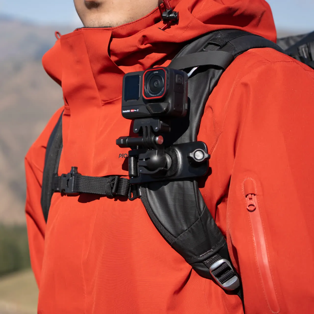 Кріплення на рюкзак Insta360 Backpack Clip (CINSCAVL)