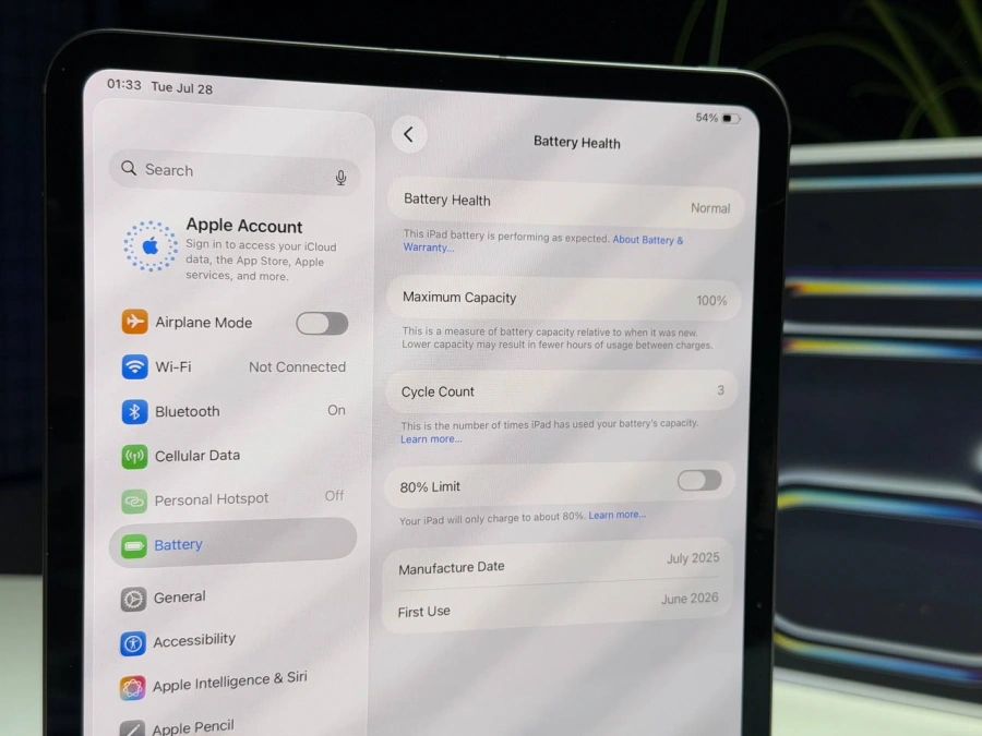 OPEN BOX Apple iPad Pro 11" M5 2025 Wi-Fi + Cellular 256GB with Standard glass - Space Black (ME2N4) - Стан: ідеальний | Акумулятор: 100% | Комплектація: повний | Гарантія: 9 міс.