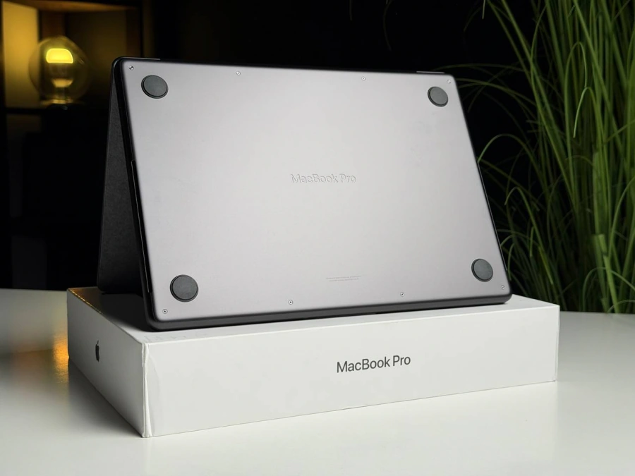 OPEN BOX Apple MacBook Pro 14" M4/10CPU/10GPU/16GB/1TB Space Black 2024 (MW2V3) - Стан: ідеальний | Акумулятор: 100% | Комплектація: повний | Гарантія: 3 міс.