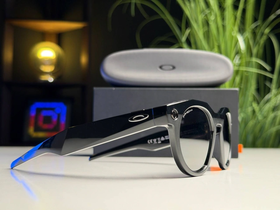 OPEN BOX Смарт-окуляри Oakley | Meta HSTN - Black Frame / Prizm Black Polarized Lenses (OW8002‑0351) - Стан: ідеальний | Акумулятор: 100% | Комплектація: повний | Гарантія: 3 міс.