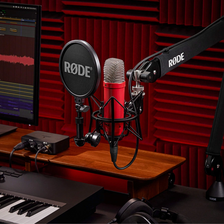 Студійний мікрофон RODE NT1 Signature - Red (NT1SIGNATURERED)