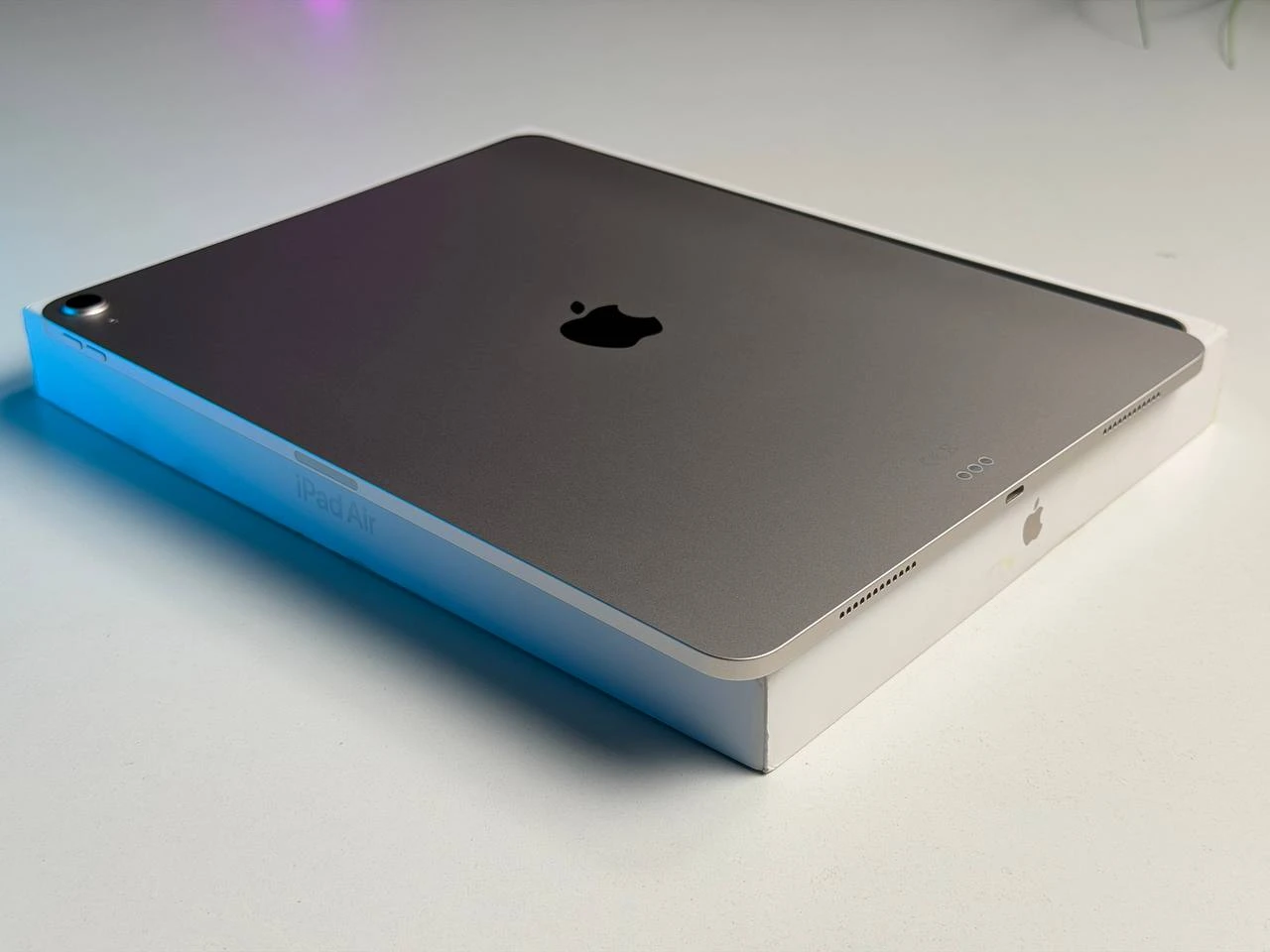 OPEN BOX Планшет Apple iPad Air 13'' M4 2026 Wi-Fi 256GB Starlight (MH5W4) - Стан: ідеальний | Акумулятор: 100% | Комплектація: повний | Гарантія: 3 міс.